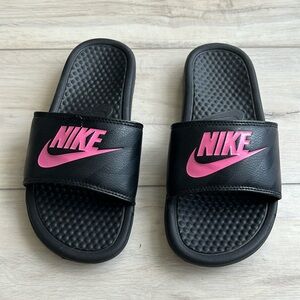 Nike 6 pink swish slides